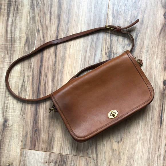 Coach Handbags - Coach Vintage Penny Pocket Crossbody/Clutch Purse